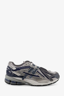 New Balance men’s mesh sneakers grey in gray and navy blue with synthetic overlays and cushioned midsole for running
