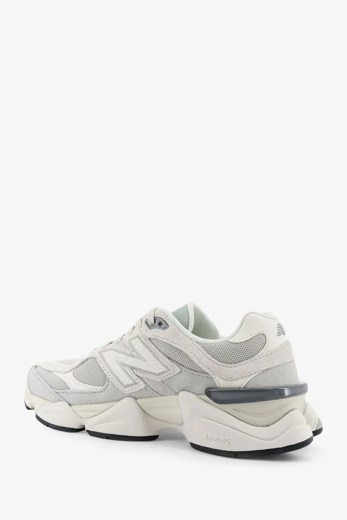 New balance men’s grey mesh and suede sneakers with chunky midsole and translucent rubber outsole
