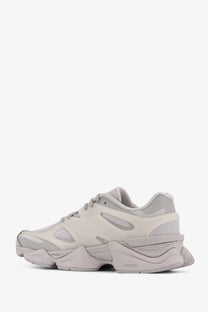 New balance men’s grey nylon sneakers featuring chunky off-white and gray balenciaga triple s layered mesh upper