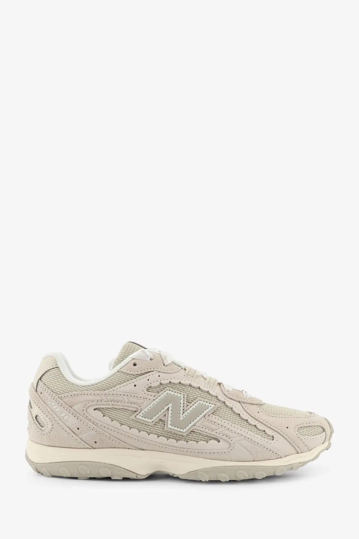 Beige new balance men’s 640 sneaker with suede and mesh upper white laces and matching midsole
