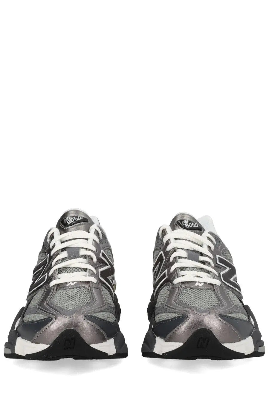 New Balance unisex sneaker black with silver and black mesh uppers white laces and chunky rubber sole