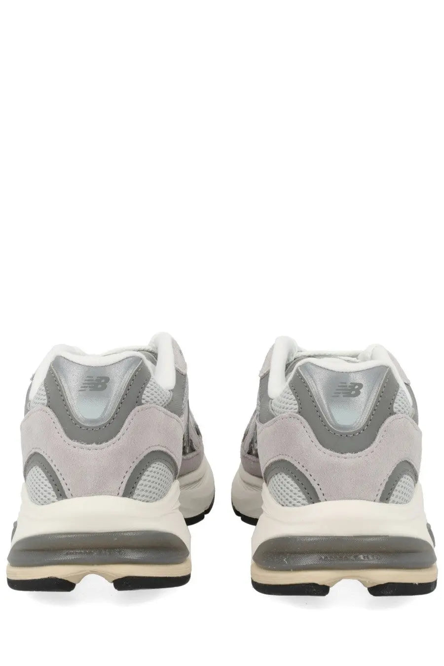 New Balance unisex sneaker grey with gray and white suede mesh and rubber details in 990v3 design