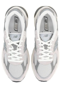 New Balance unisex sneaker grey with silver and white mesh uppers and rubber soles in 990v3 style