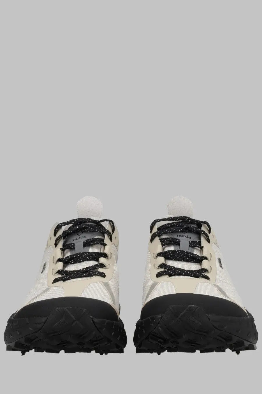 Cream and black Norda men’s sneaker cinder Bio Dyneema grey trail running shoes with speckled laces and rugged outsole