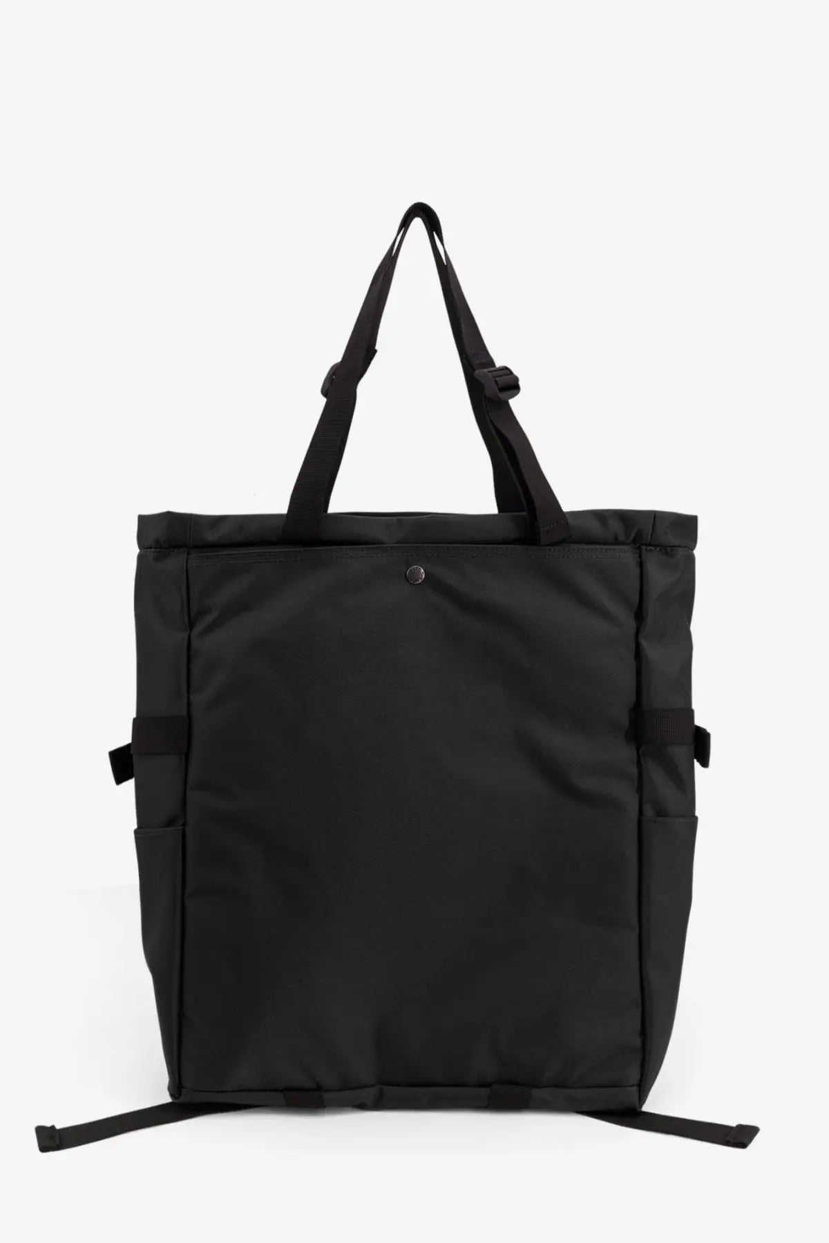 The North Face men’s black nylon handbag tote bag with adjustable shoulder straps and side pockets