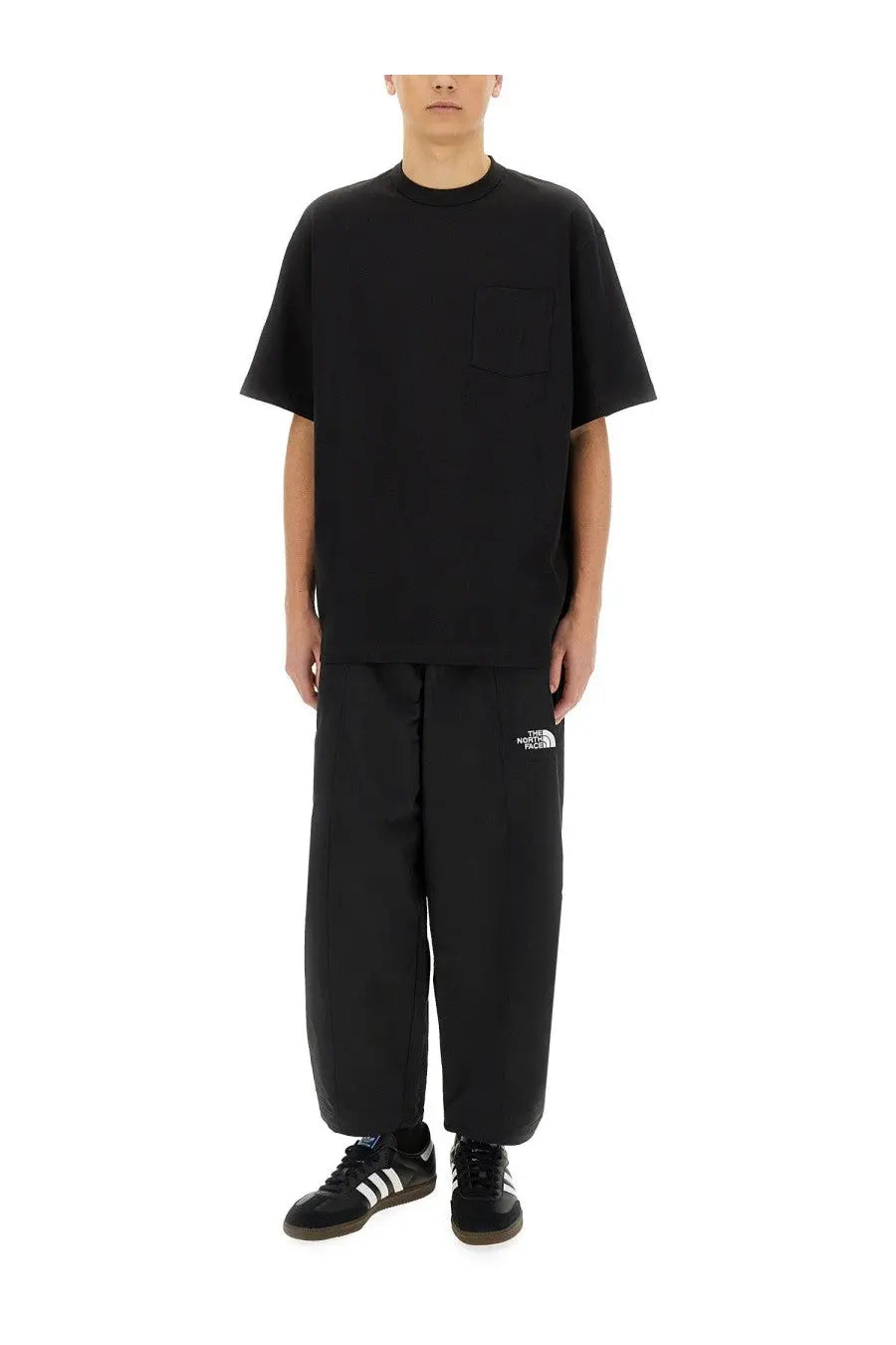 The North Face Men's Relaxed Fit Shirt Black, view 2