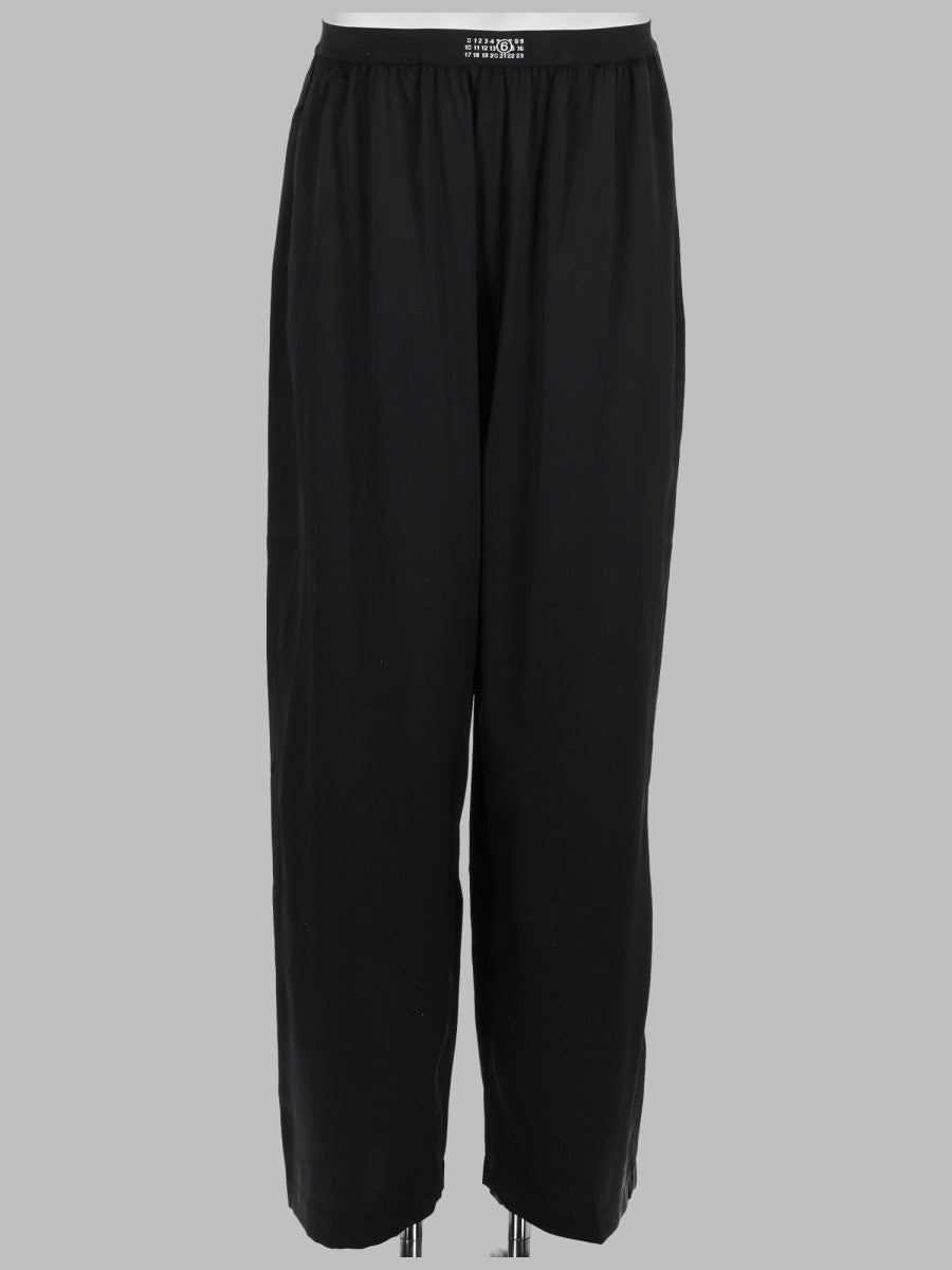MM6 Maison Margiela Men's Pantalone Pigiama in Seta Black
