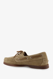 Paraboot men’s Barth Marine tan suede boat shoe with brown laces and matching rubber sole in Miel color