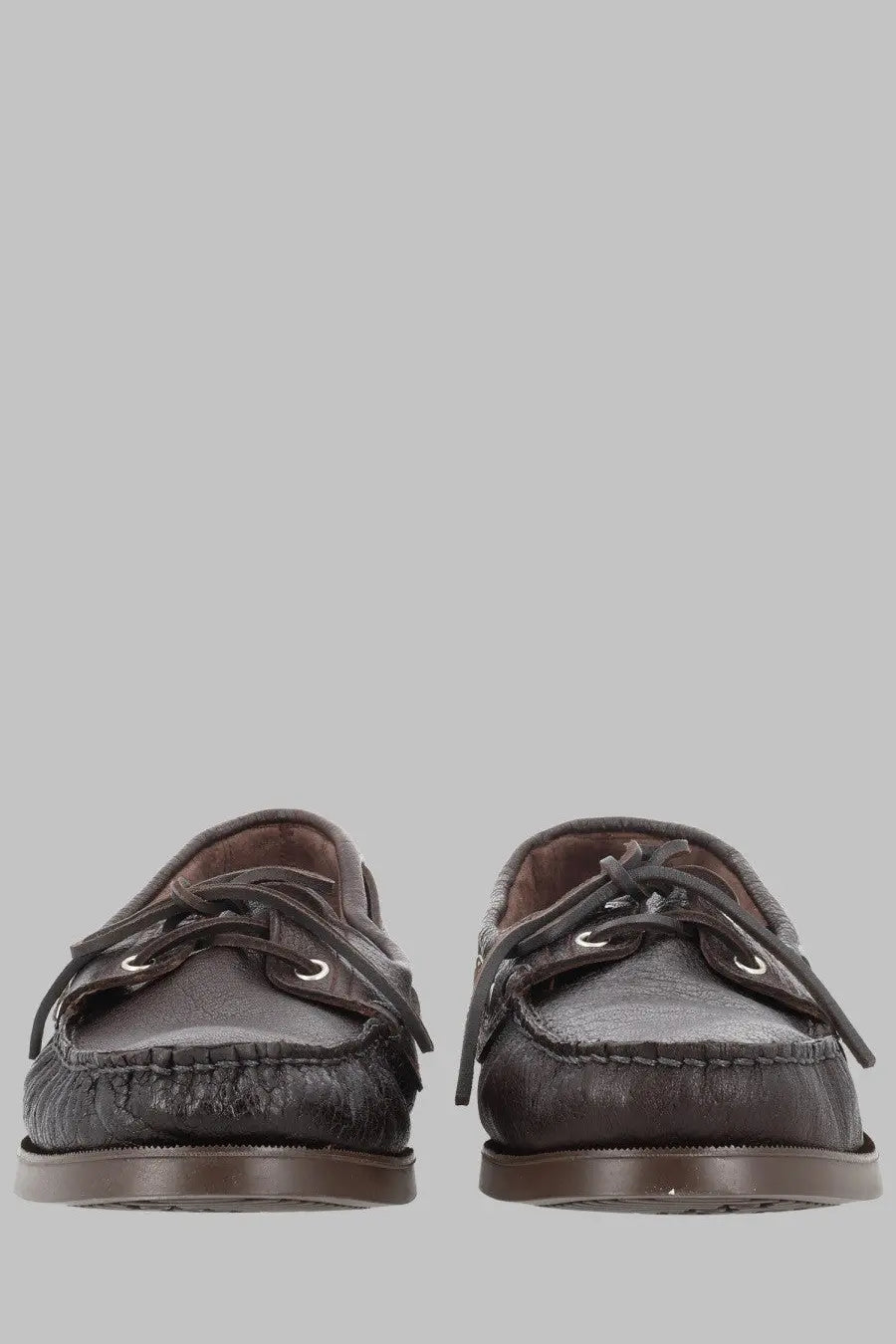 Dark brown leather boat shoes with textured slightly worn finish and contrasting stitching paraboot men’s mocassino barth in pelle brown