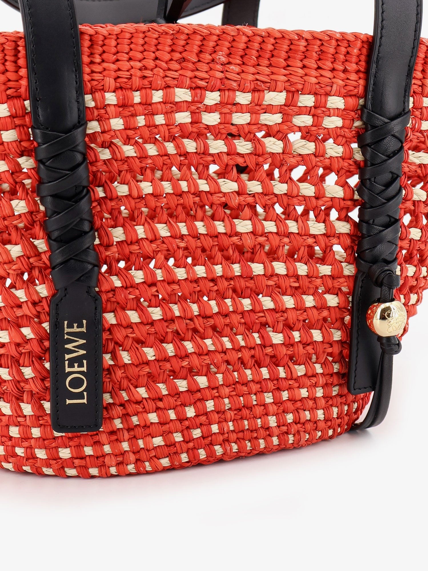 Loewe Women's Paulas Ibiza Braid Basket Small Small Iraca Palm Leaf Shoulder Bag White