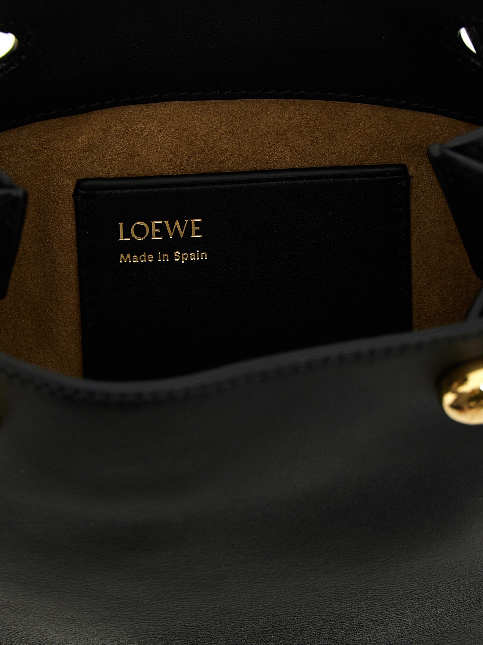 Loewe Pebble Clutch Black