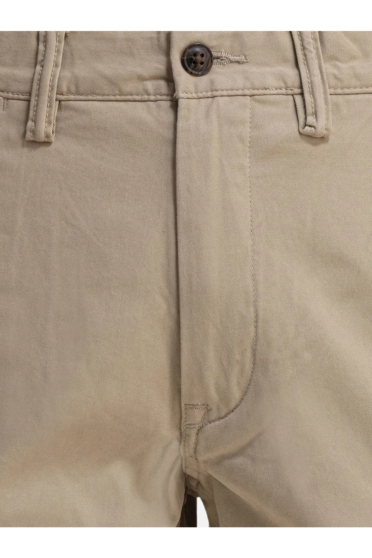Beige polo ralph lauren men’s bedford stretch cotton shorts with dark brown button at the waistband