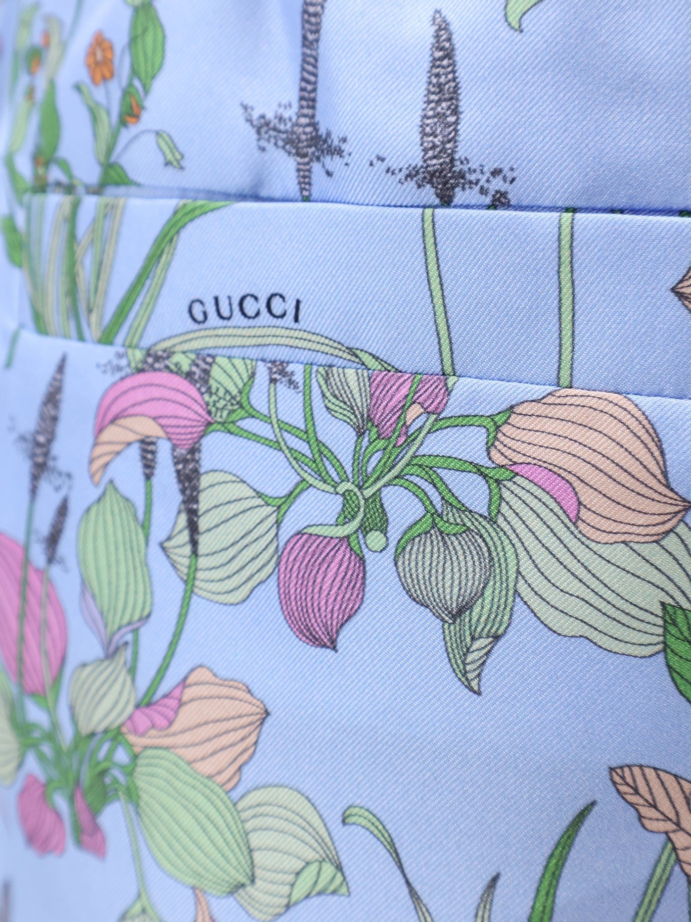 Gucci Women's Printed Silk Shorts White