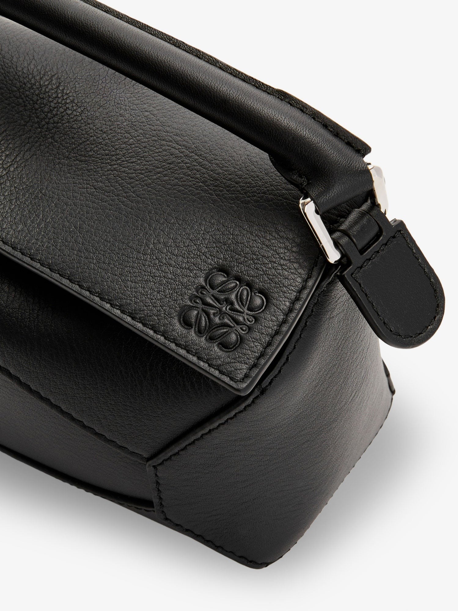 Loewe Women's Puzzle Edge Leather Handbag Black