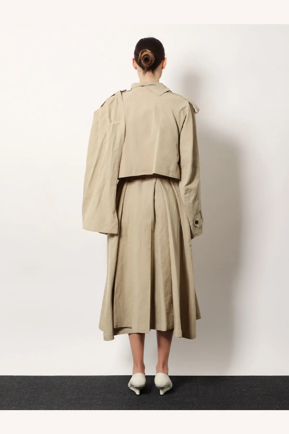 R2W Women's Lumira Linen and Cotton Trench Beige, view 4
