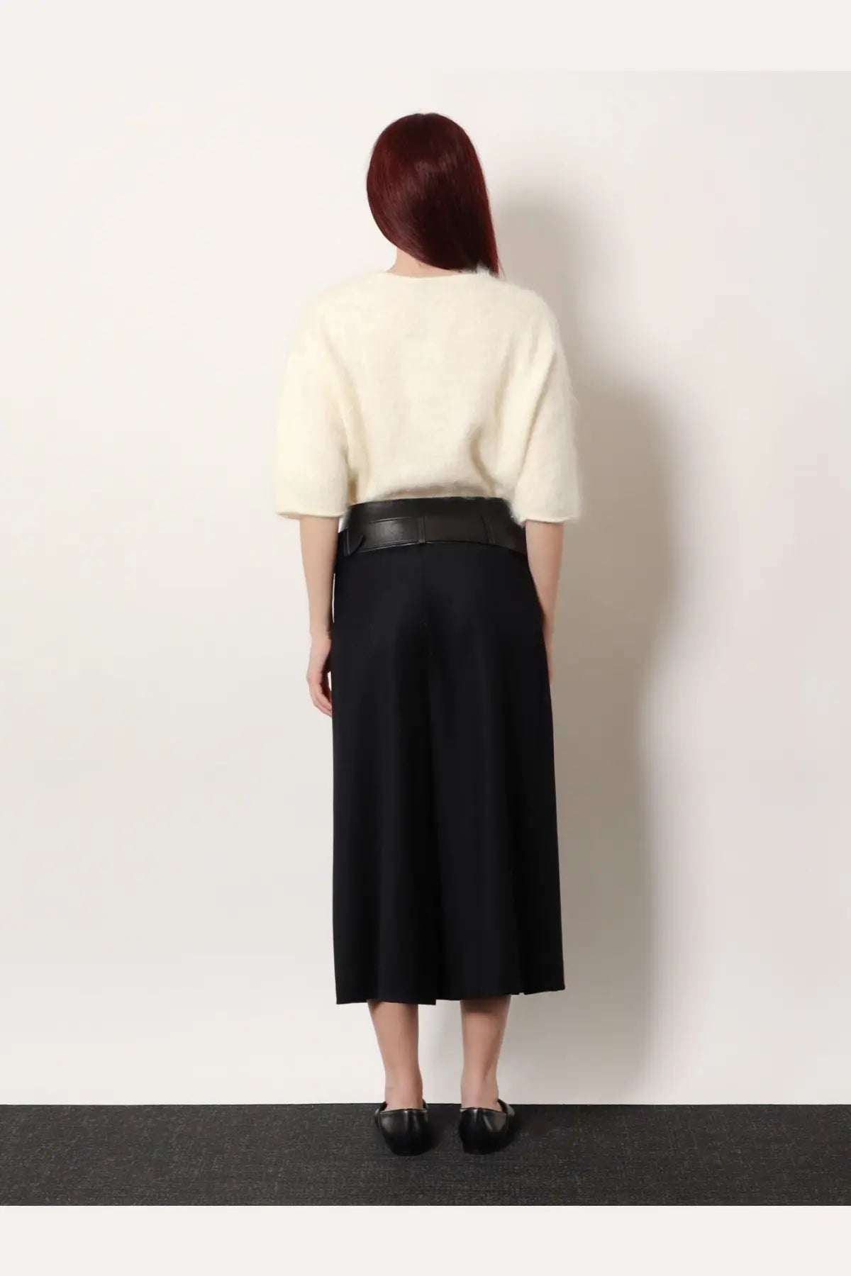 R2W Women's Nayla Pleated Wool Trousers Skirt Black, view 3