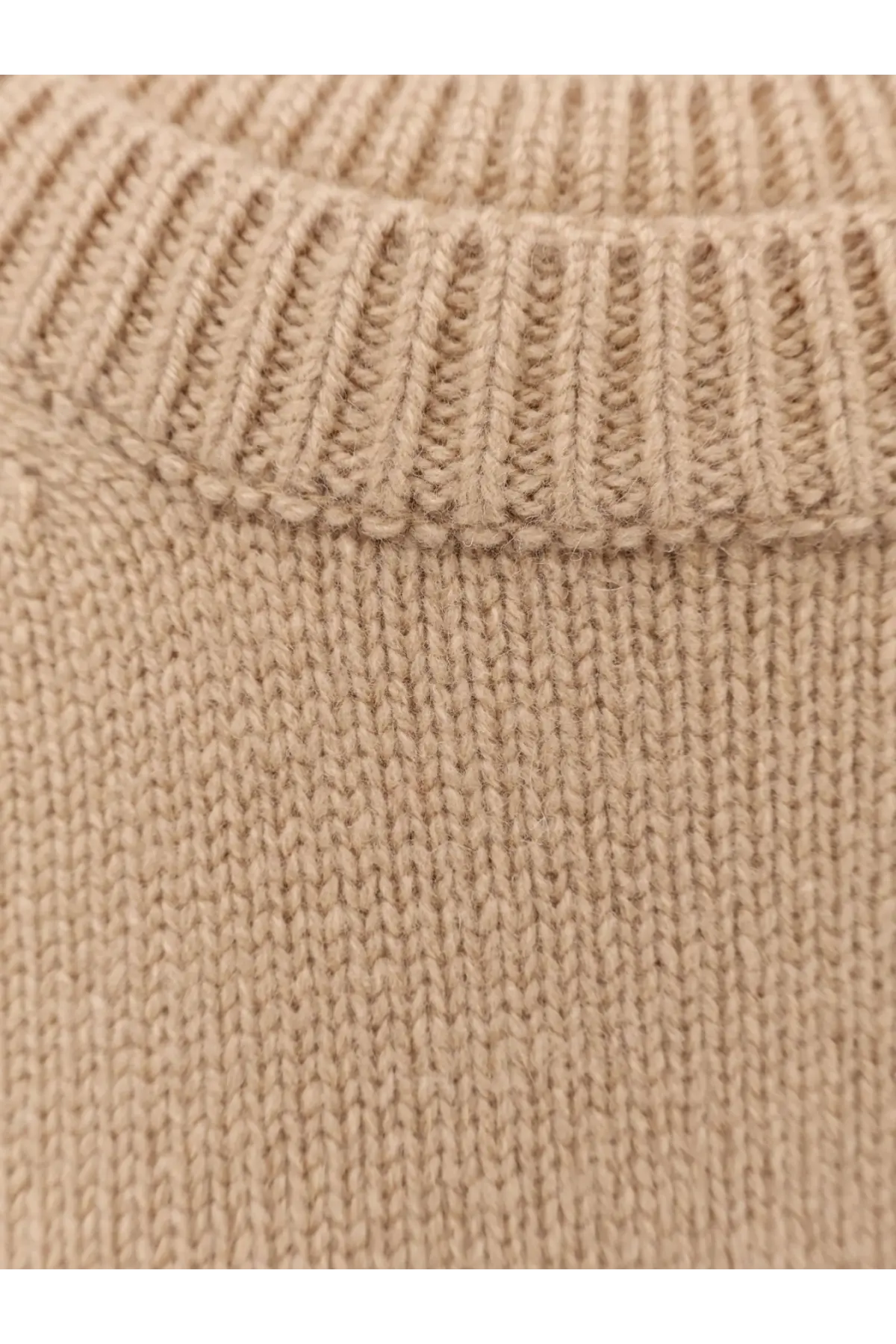 R2W Women's Nicolas Wool and Cashmere Sweater Beige, view 5