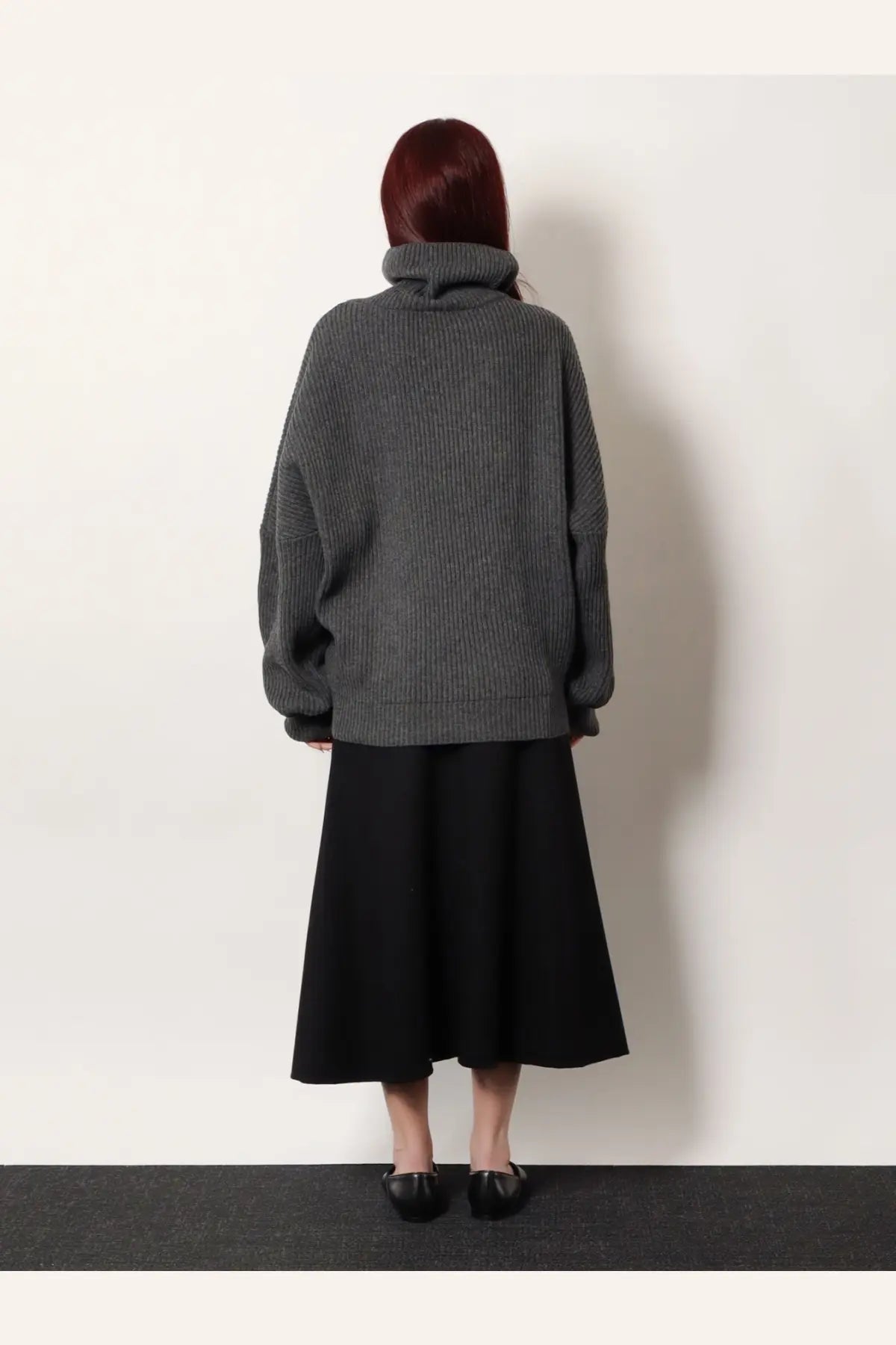 R2W Women's Wool and Cashmere Turtleneck Grey, view 3