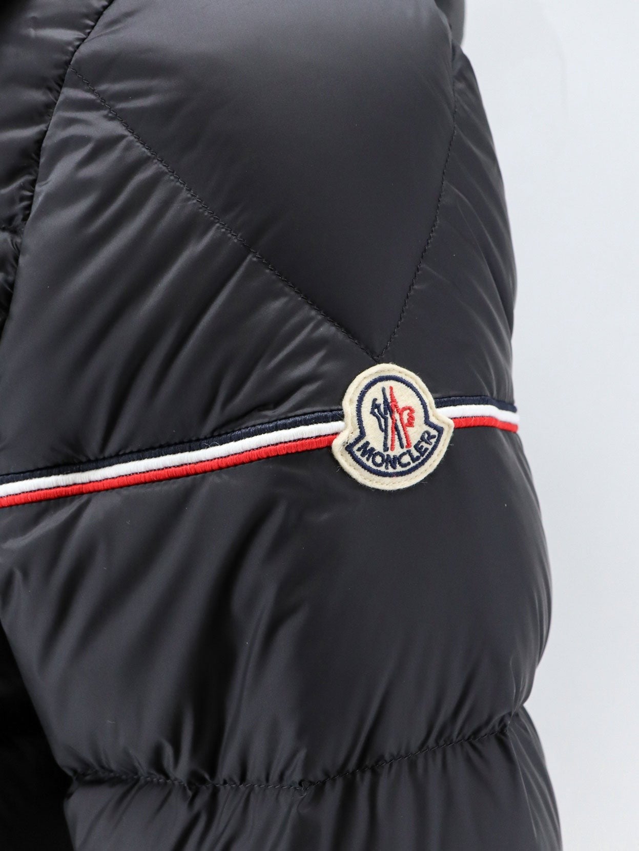 Moncler Men's Ravenlock Lightweight Technical Nylon Down Jacket Black