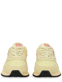 AUTRY Women's Reelwind Low Sneaker Beige