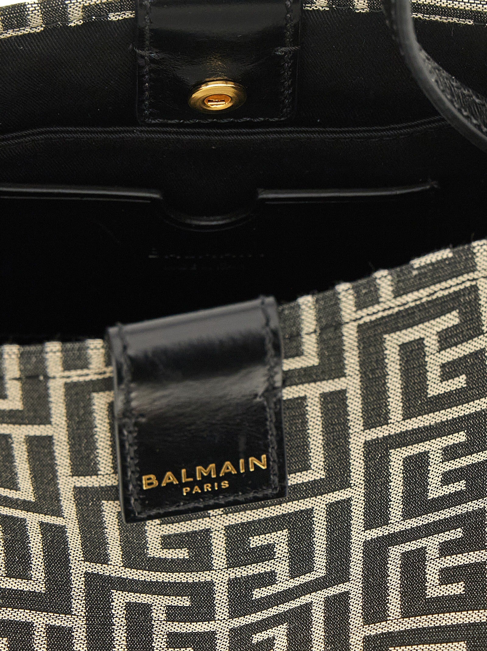 Balmain Release Bucket Bag White