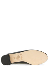 Repetto women’s ballerina Camille black patent leather flat shoe with minimalist design and small heel front view