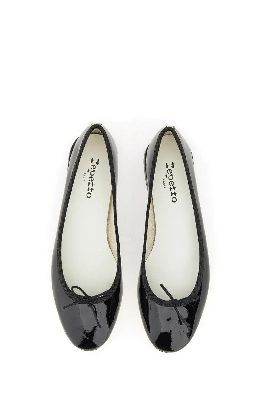 Repetto women’s ballerina cendrillon black patent leather flats with classic bow at the toe