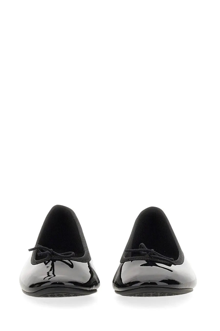 Repetto women’s ballerina lili black black patent leather ballet flats with small bow at the toe