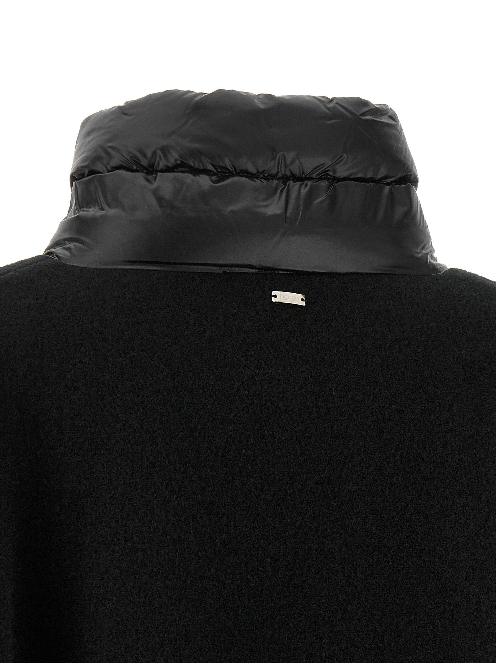 Herno Resort Poncho Black