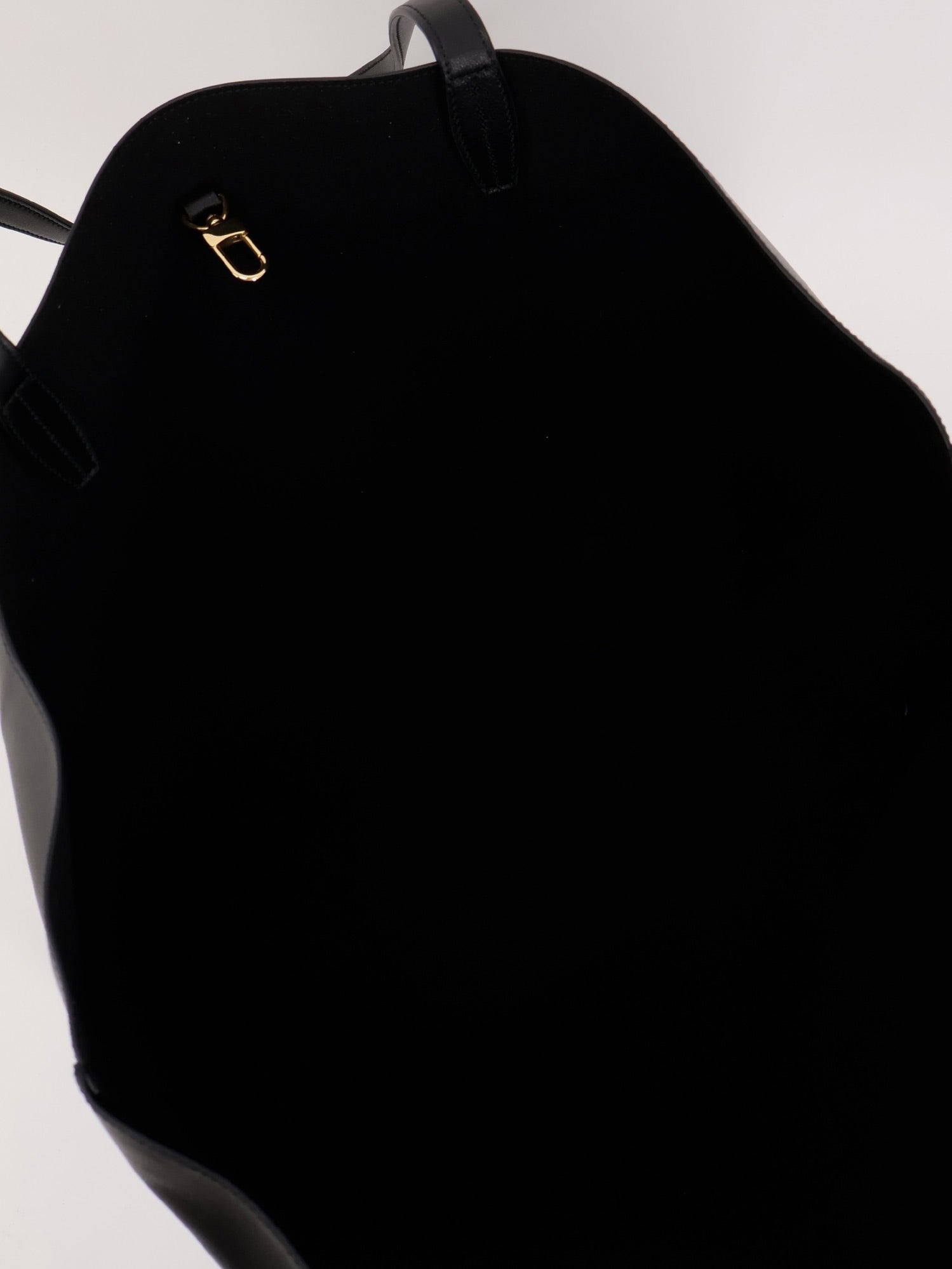 Toteme Women's Roam Leather Shoulder Bag Black