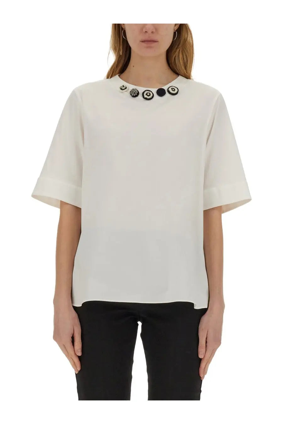 Cream-colored short sleeve blouse with decorative black circular collar from s max mara womens top dora white