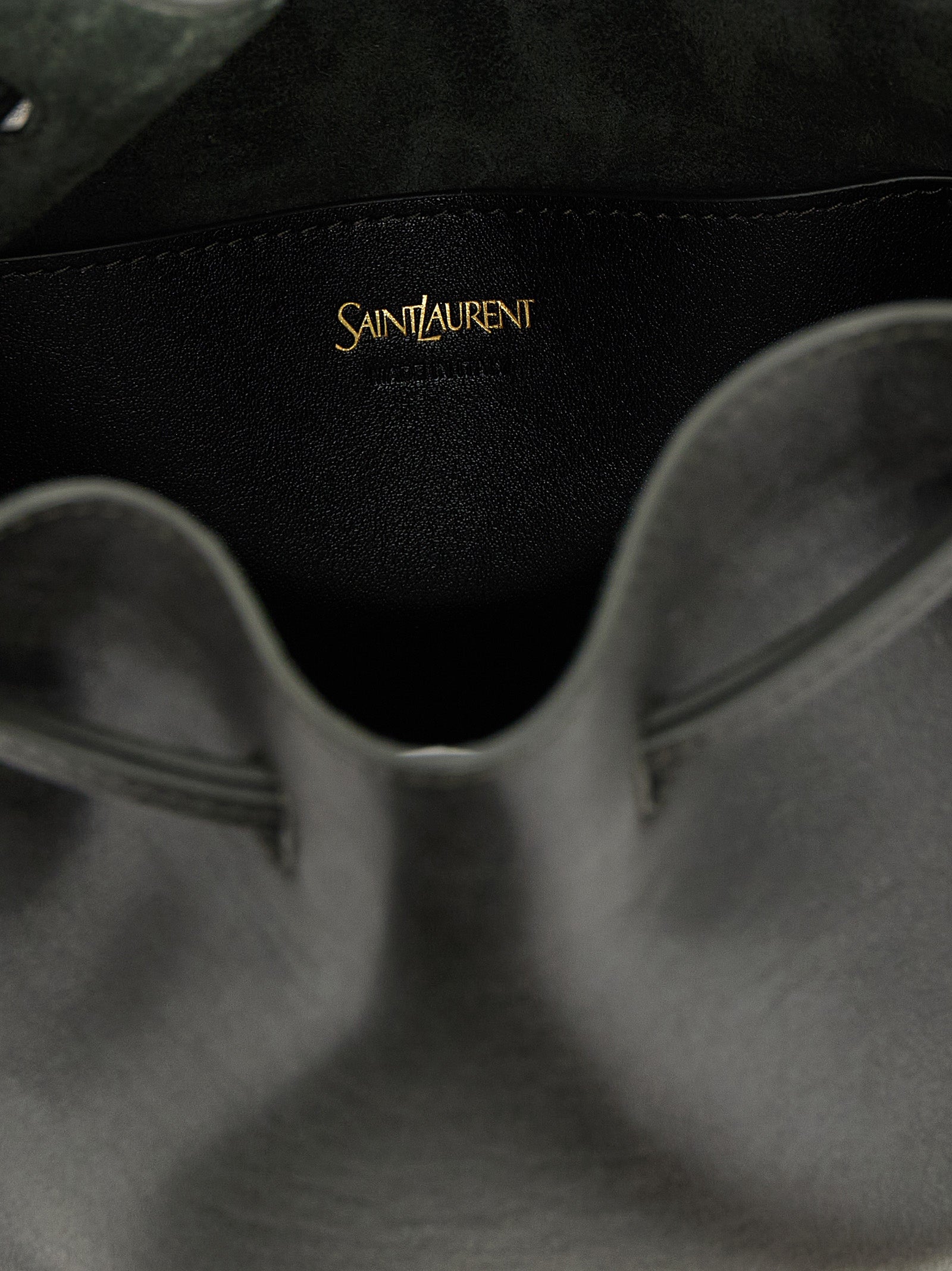 SAINT LAURENT - SAINT LAURENT - Large leather bucket bag - Women’s Bags