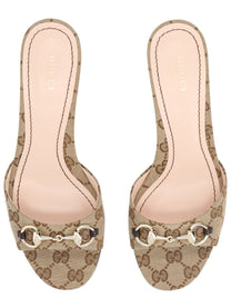 Gucci Women's Sandalo Con Morsetto Beige