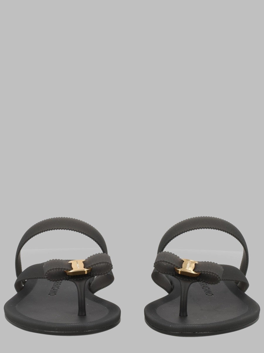 Ferragamo Women's Sandalo Vara Con Fiocco Black