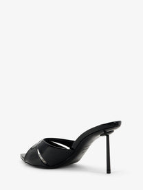 Le Silla Women's Shirley Patent Leather Sandals Black