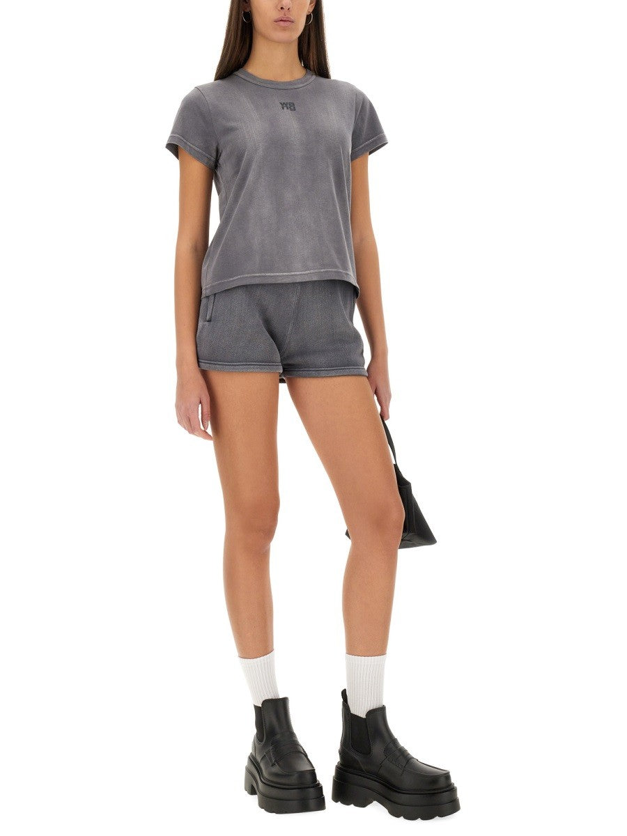 Short &quot;Essential&quot;