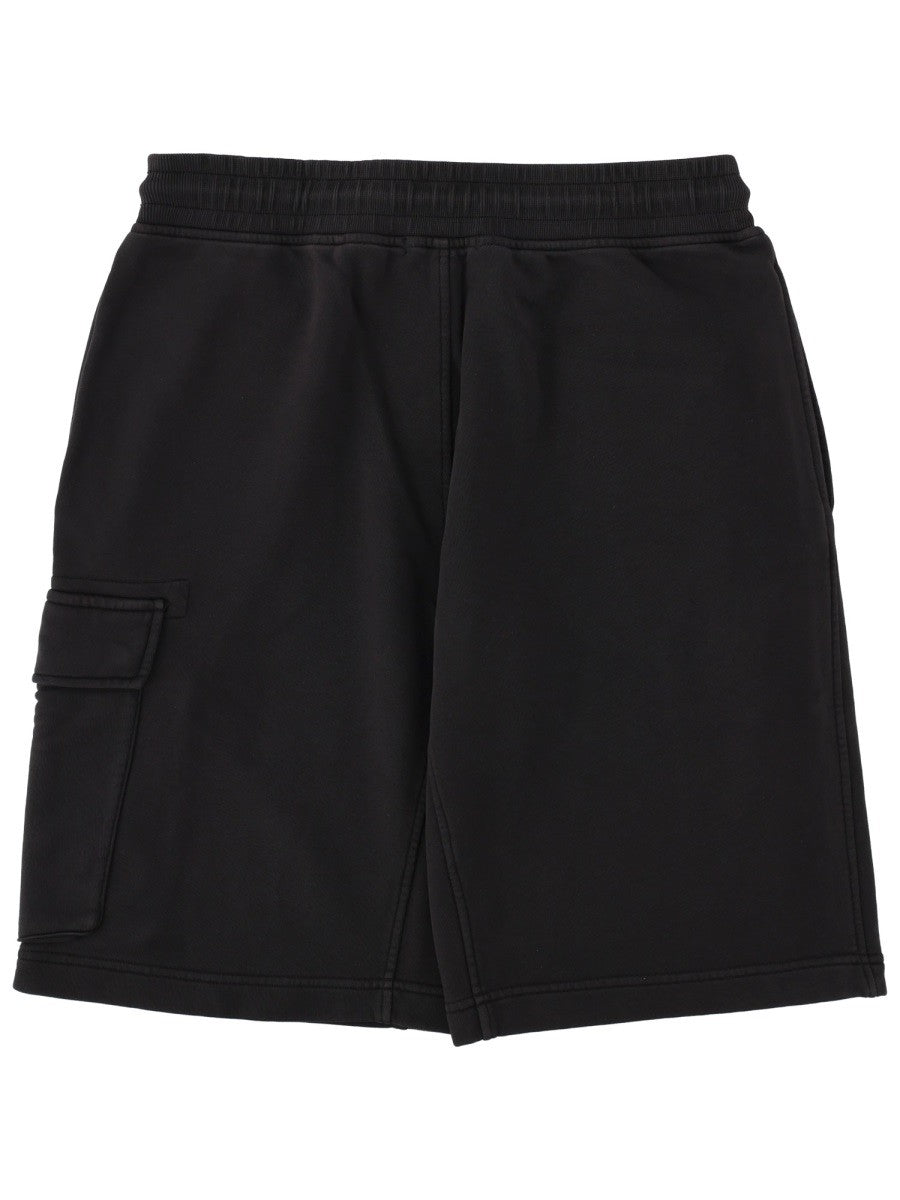 C.P. Company Men's Shorts Sweatbermuda Cargo Black