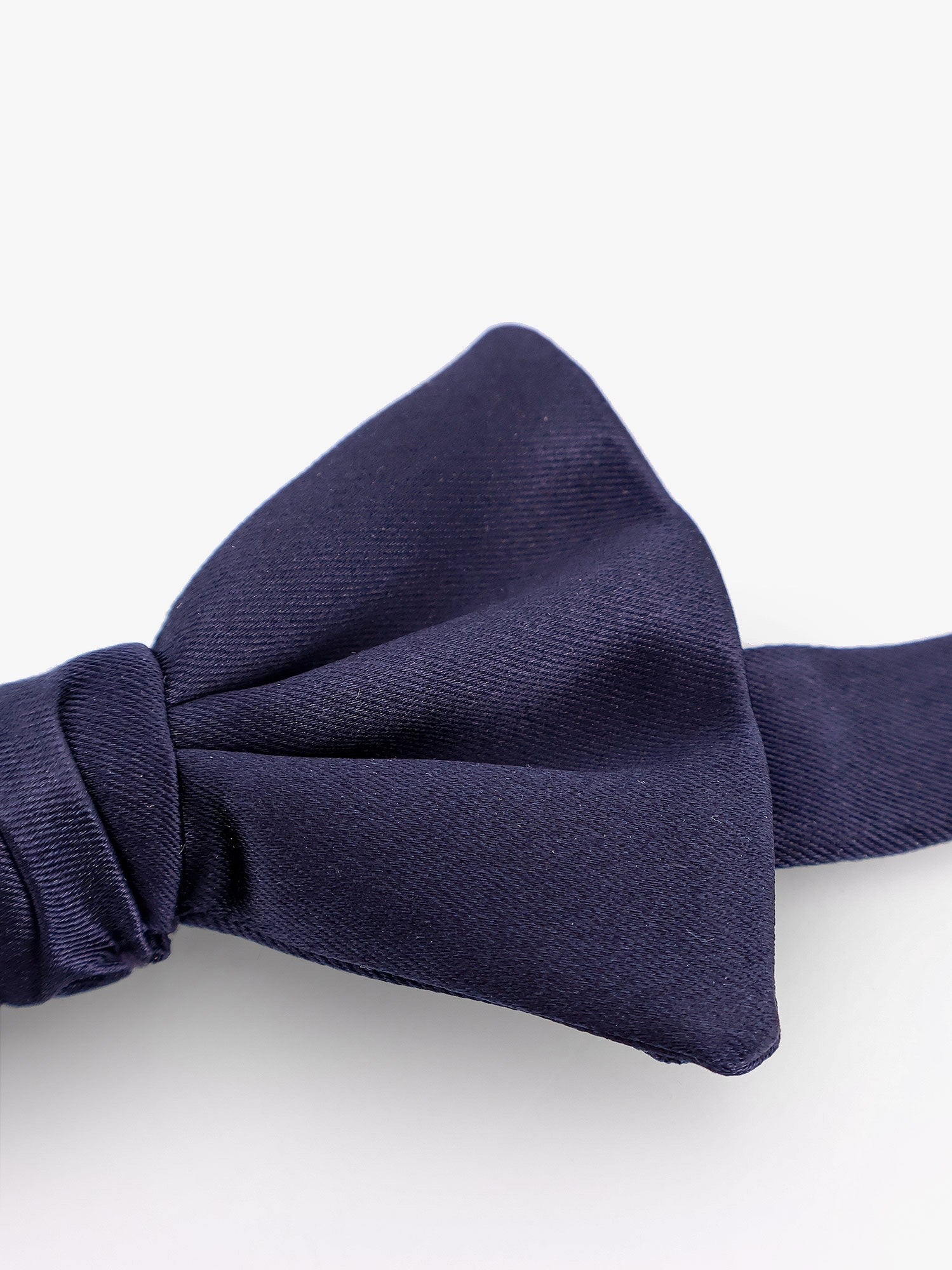 Giorgio Armani Men's Silk Bow Tie Blue