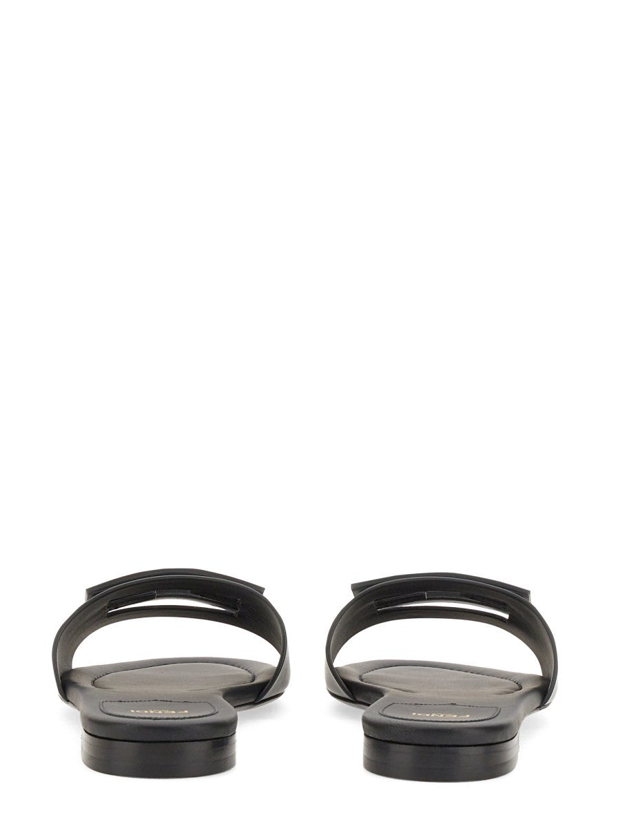 Fendi Women's Slide in Pelle Black