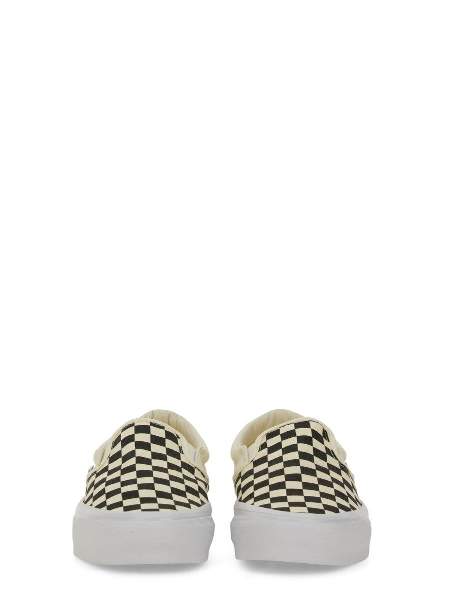 Vans Unisex Slip on Premium White