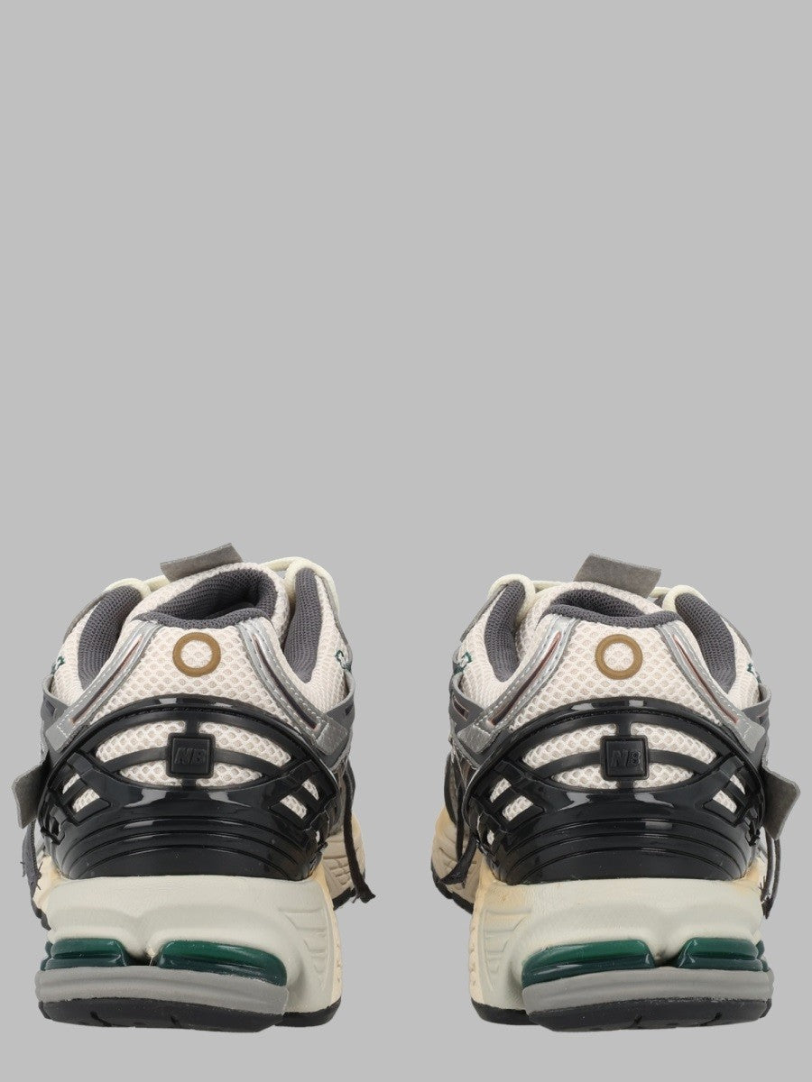 New Balance Unisex Sneaker 1906A Silver