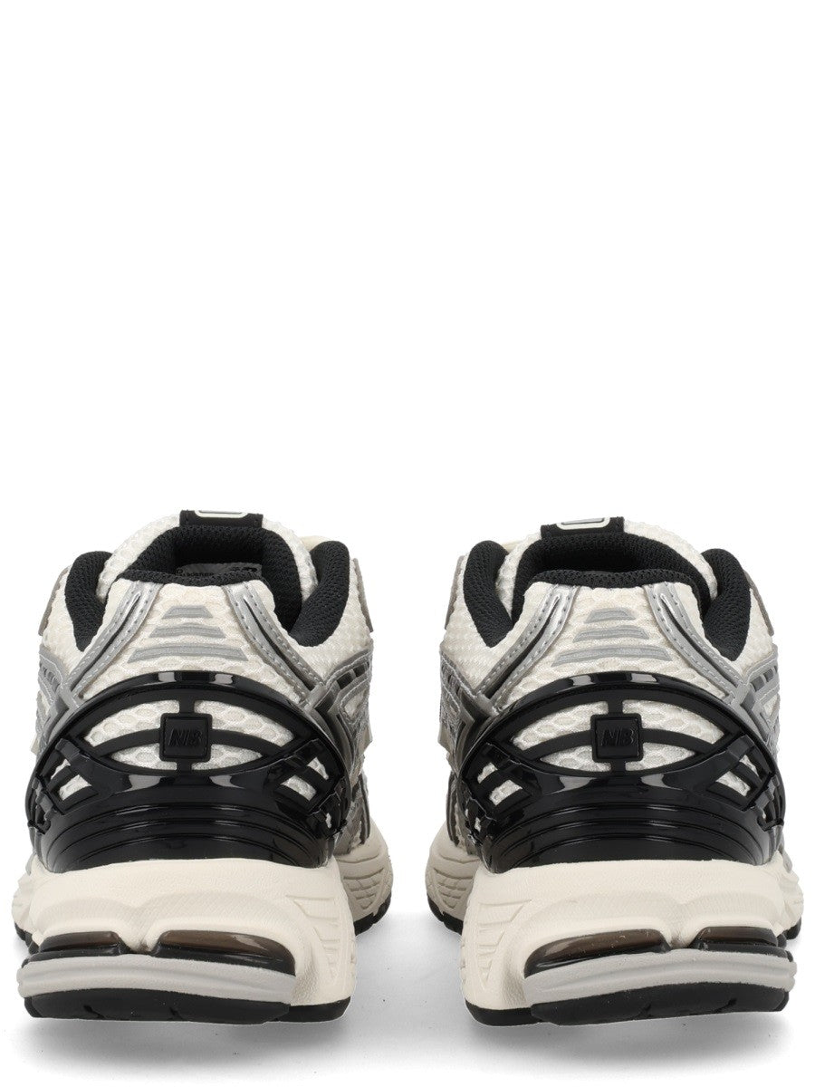 New Balance Unisex Sneaker 1906R Silver