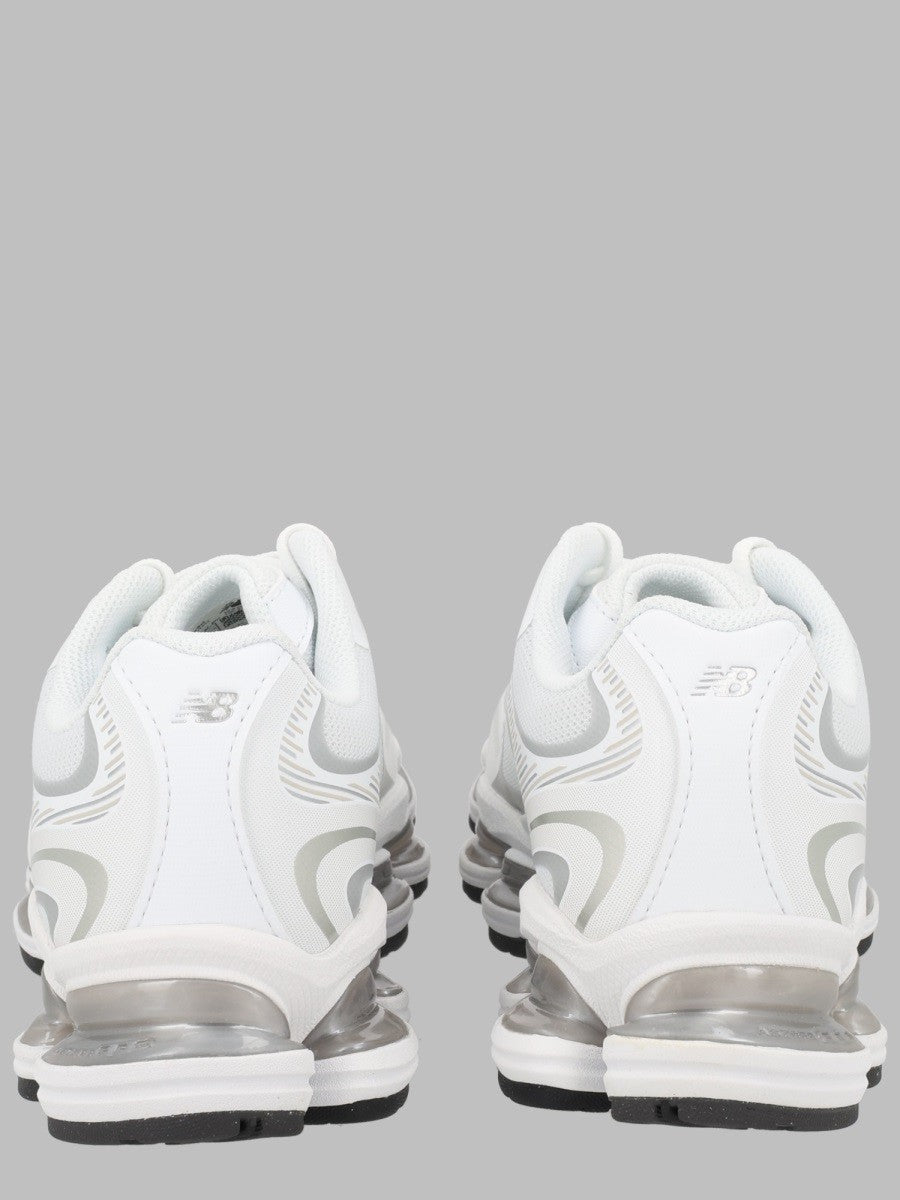 New Balance Unisex Sneaker Azorb White