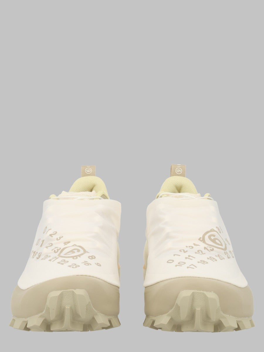 MM6 Maison Margiela Women's Sneaker Cross Dust MM6 Maison Margiela Salomon Beige