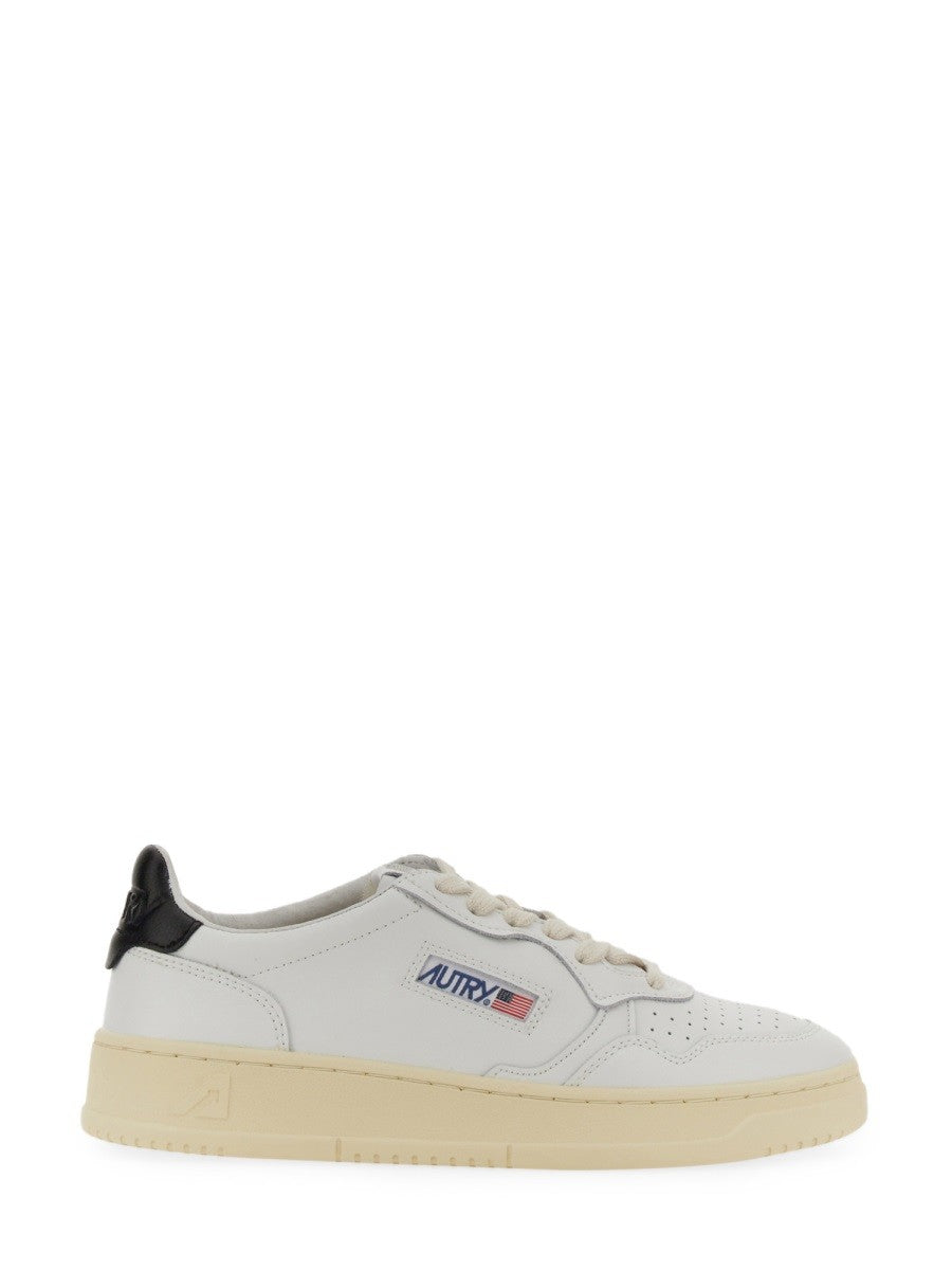 AUTRY Women's Sneaker Medalist Low White