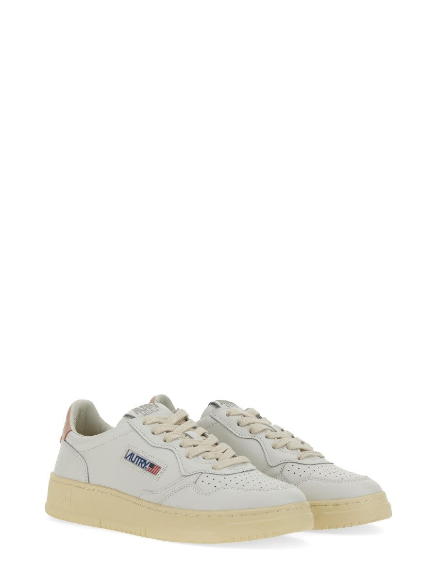 AUTRY Women's Sneaker Medalist Low White