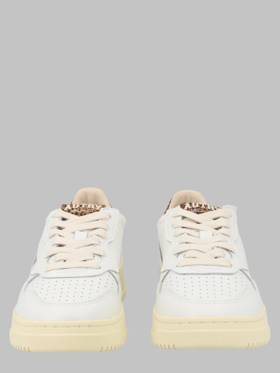 AUTRY Women's Sneaker Medalist Low White