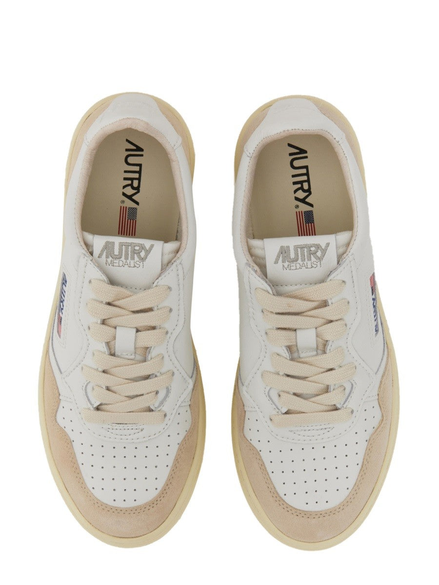 AUTRY Women's Sneaker Medalist Low Multicolor