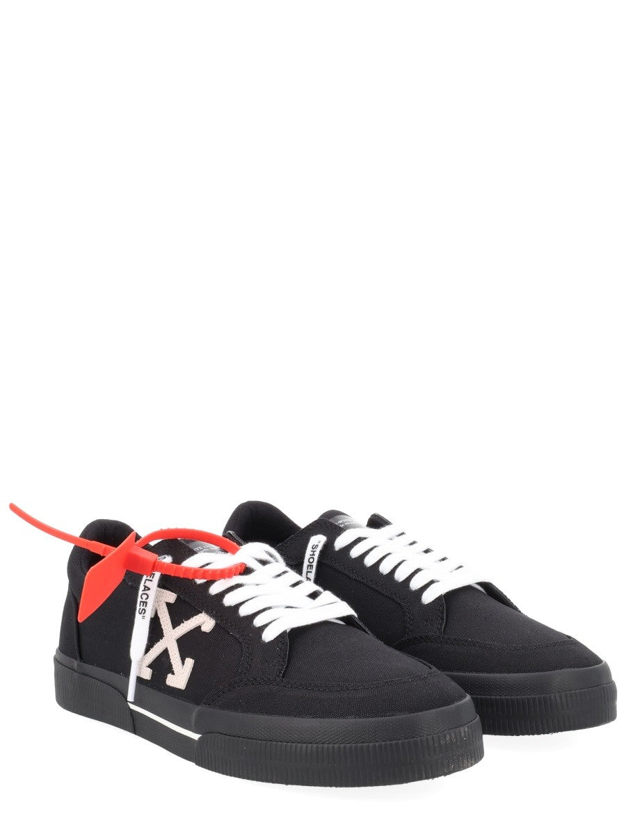 Off-White Men's Sneaker Vulc Low Black