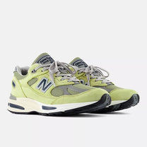 New Balance Made in UK 991V2 Sneakers